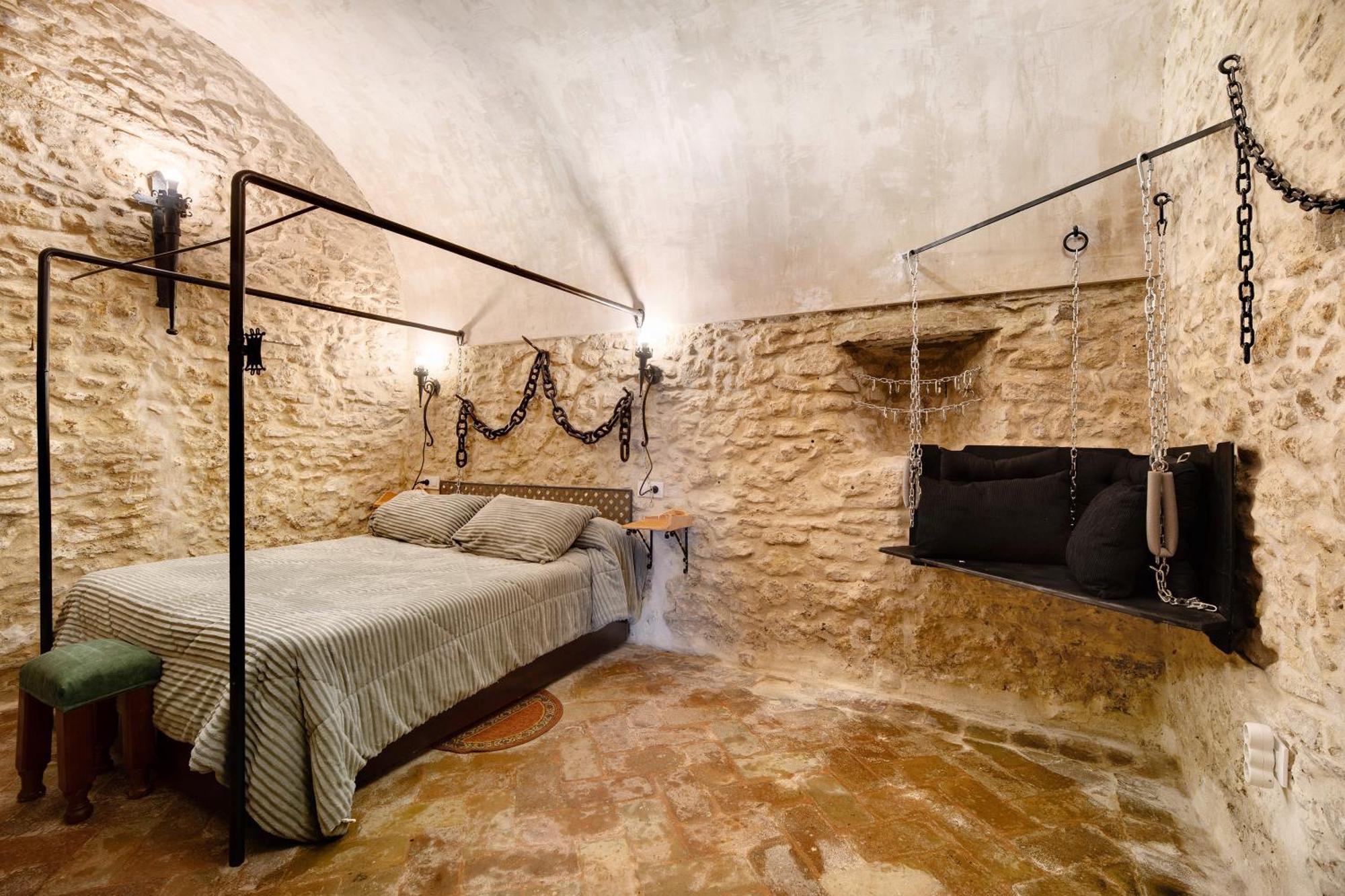 La Cueva De